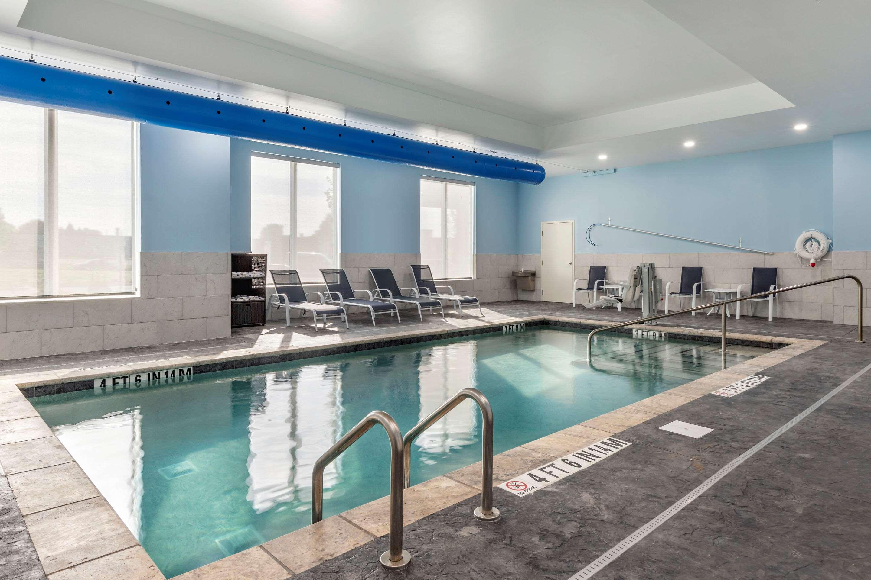 Comfort Suites Greenville Airport Exteriér fotografie
